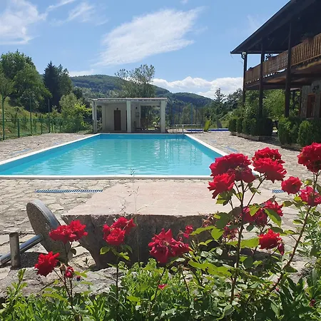 Etno Selo Vrelo & Camping Guest House Berane Exterior photo