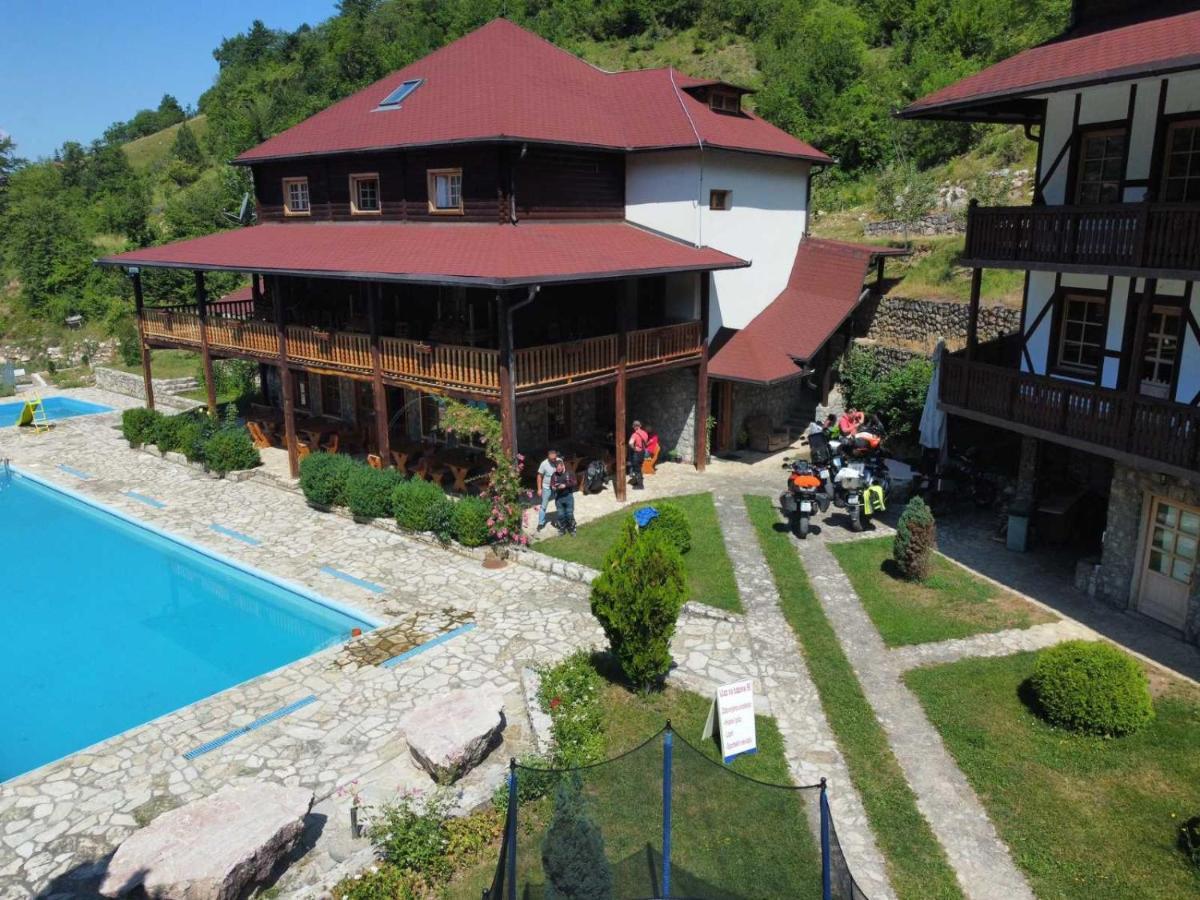 Etno Selo Vrelo & Camping * Berane