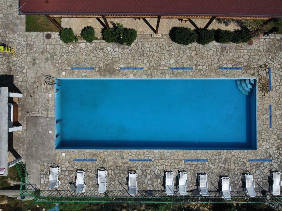 Etno Selo Vrelo & Camping Country house