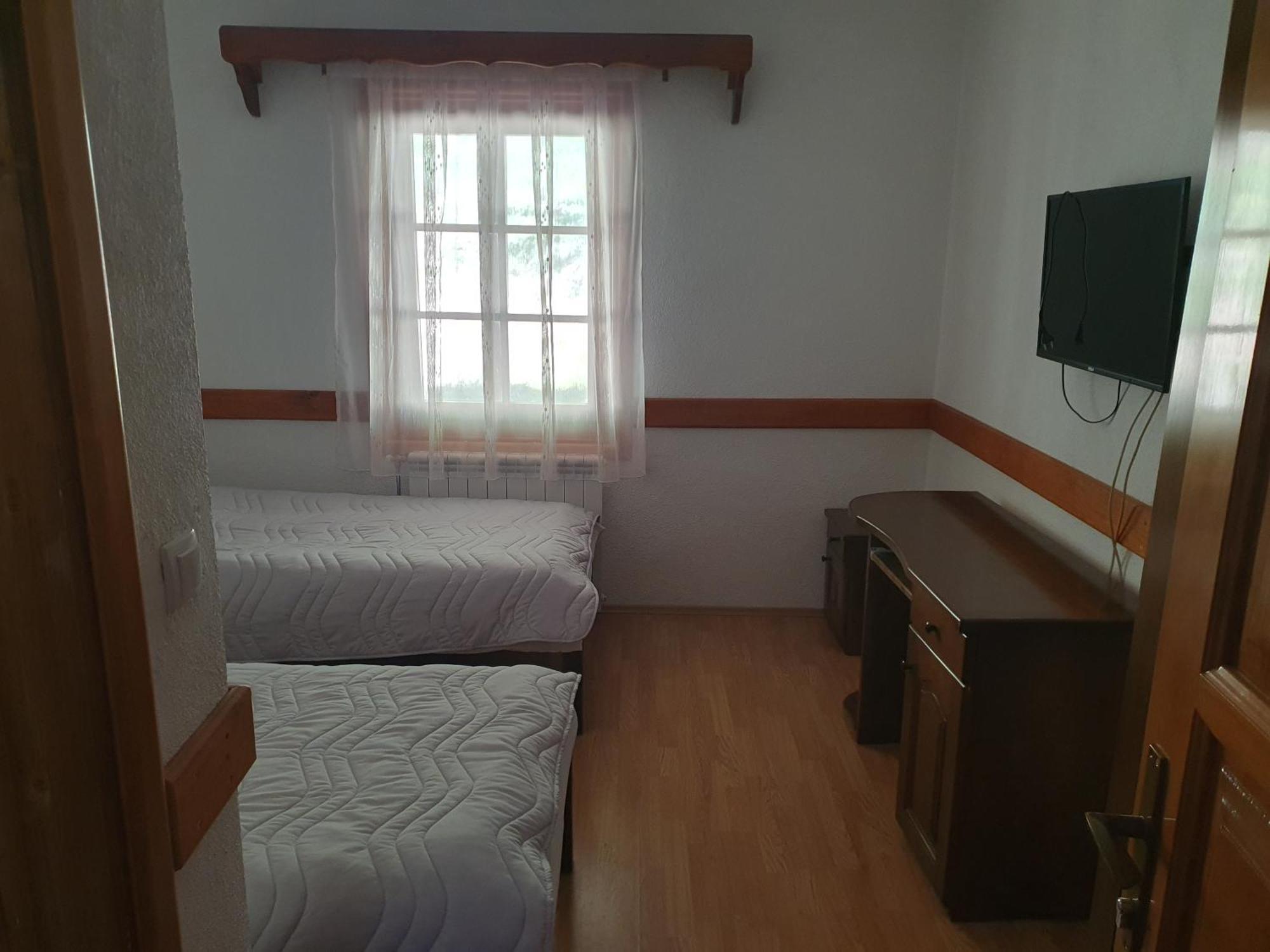 Etno Selo Vrelo & Camping Country house