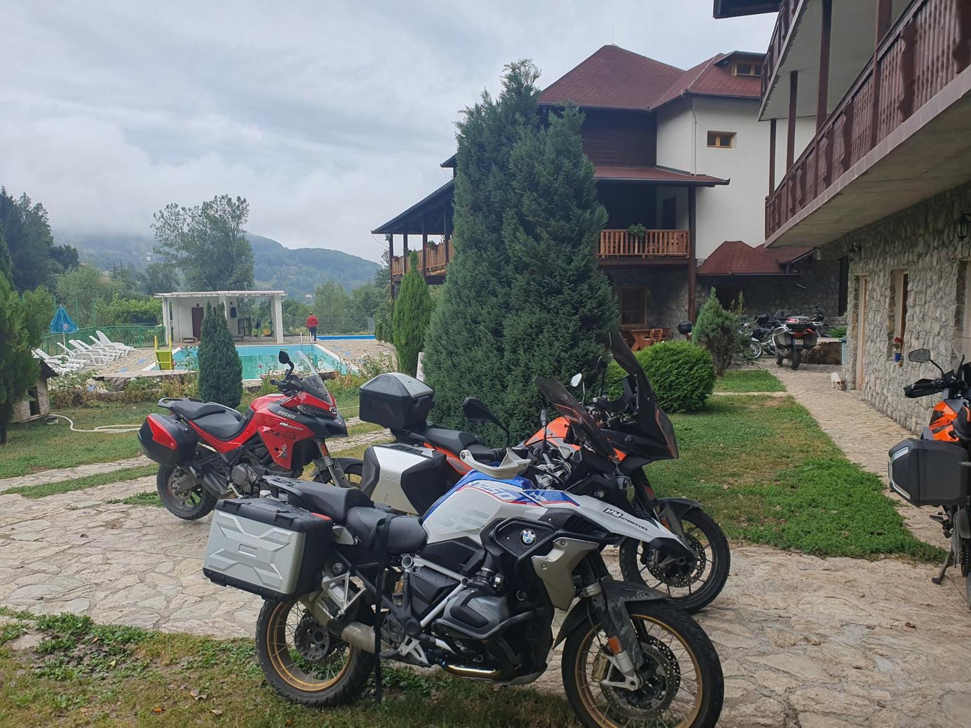 Country house Etno Selo Vrelo & Camping