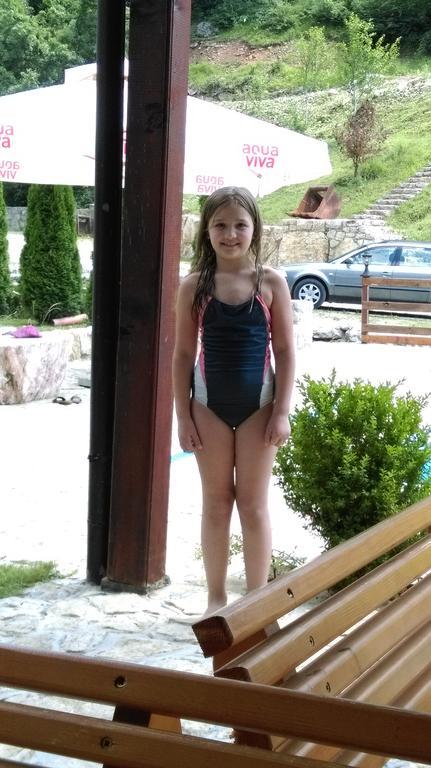 Etno Selo Vrelo & Camping *