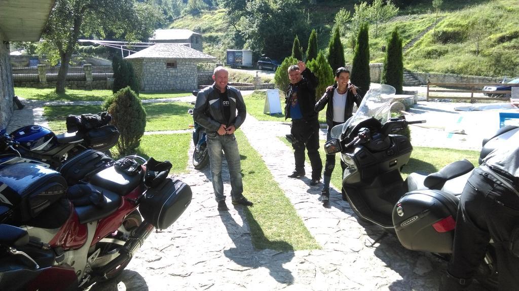Etno Selo Vrelo & Camping Country house