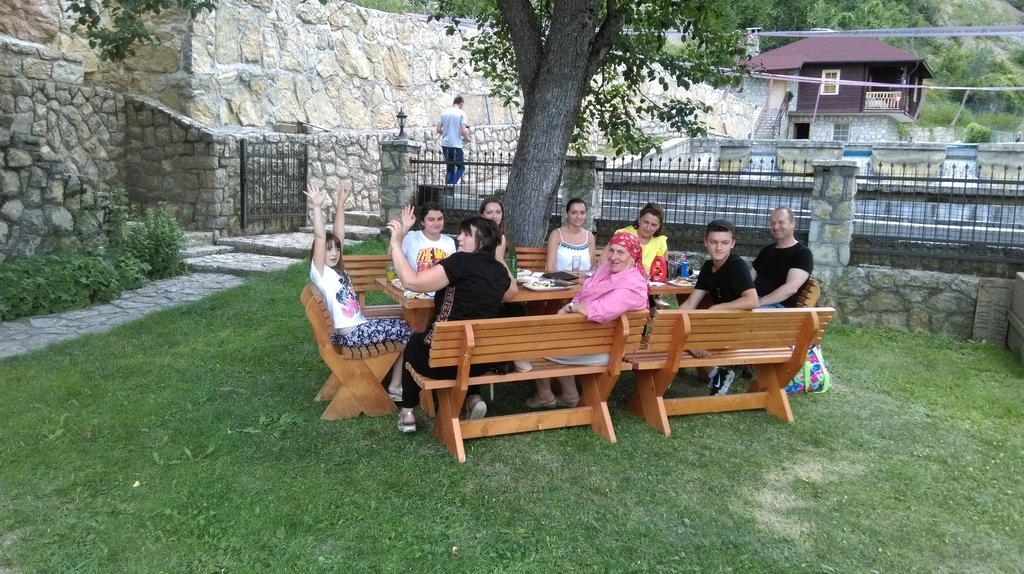 Country house Etno Selo Vrelo & Camping *