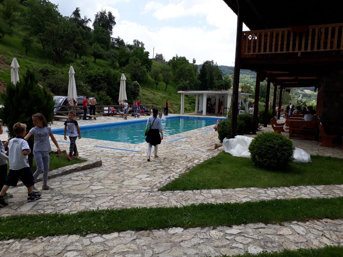 Country house Etno Selo Vrelo & Camping Berane