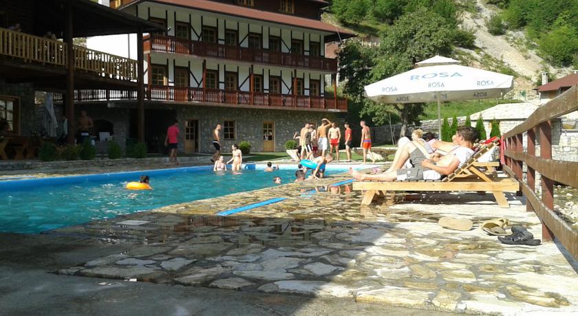 Etno Selo Vrelo & Camping Berane